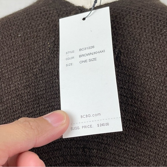 NWT BcbgMaxAzria Two Tone Cape Fringe Hem One Size - Picture 11 of 12